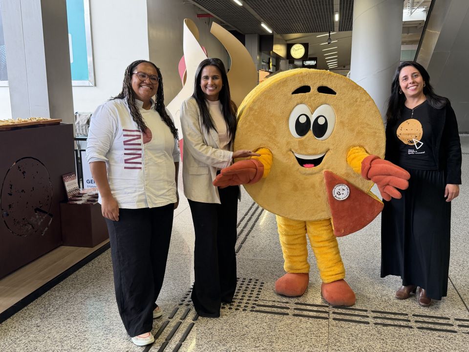 Imagem para link de Turistas são recebidos com Queijo Minas Artesanal no BH Airport